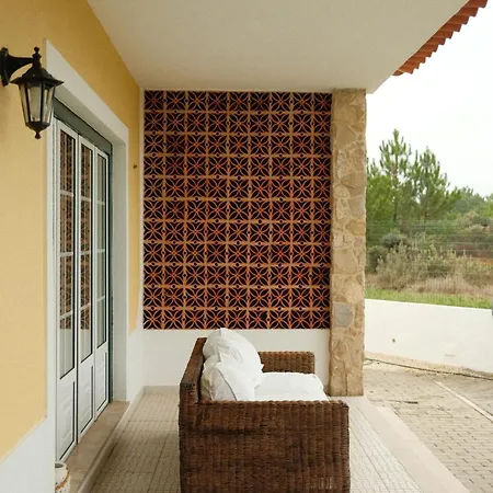 Quinta Amarela 4* נאזרה